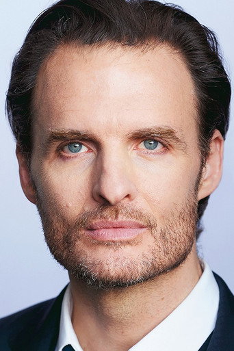 Ảnh của Greg Bryk