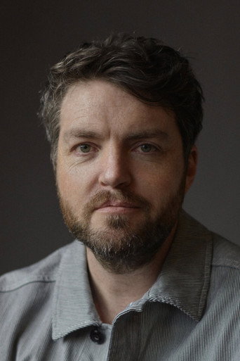 Ảnh của Tom Burke